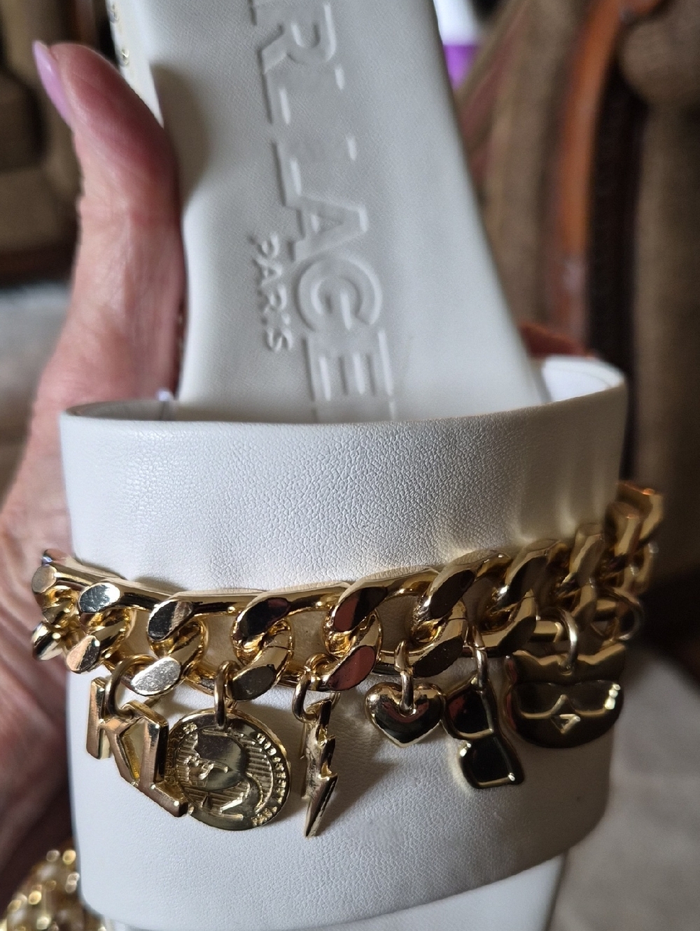 Karl Lagerfeld White Slide Mules with Gold Chain Accent Size 7 - Picture 3 of 3